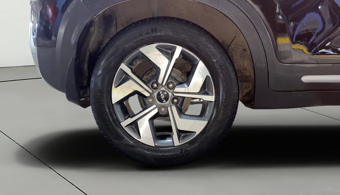 2022 KIA SONET HTX 1.5, Diesel, Manual, 71,337 km, Right Rear Wheel