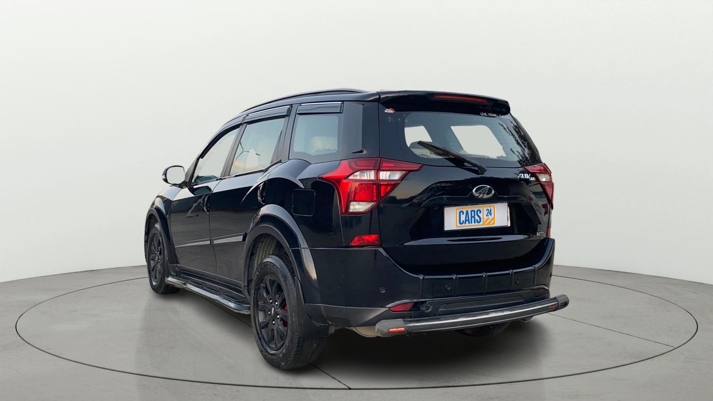 2019 Mahindra XUV500 W9, Diesel, Manual, 56,437 km, Left Back Diagonal