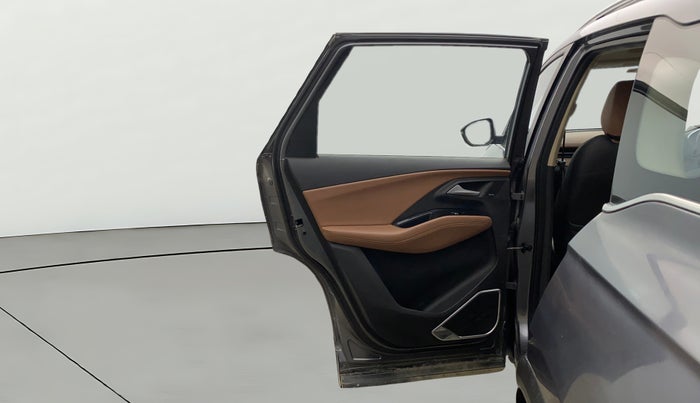 2023 MG HECTOR PLUS SHARP PRO 2.0 TURBO DIESEL 7 STR, Diesel, Manual, 49,840 km, LHS Rear Door