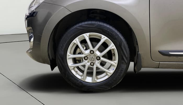 2023 Maruti Swift ZXI AMT, Petrol, Automatic, 20,080 km, Left Front Wheel