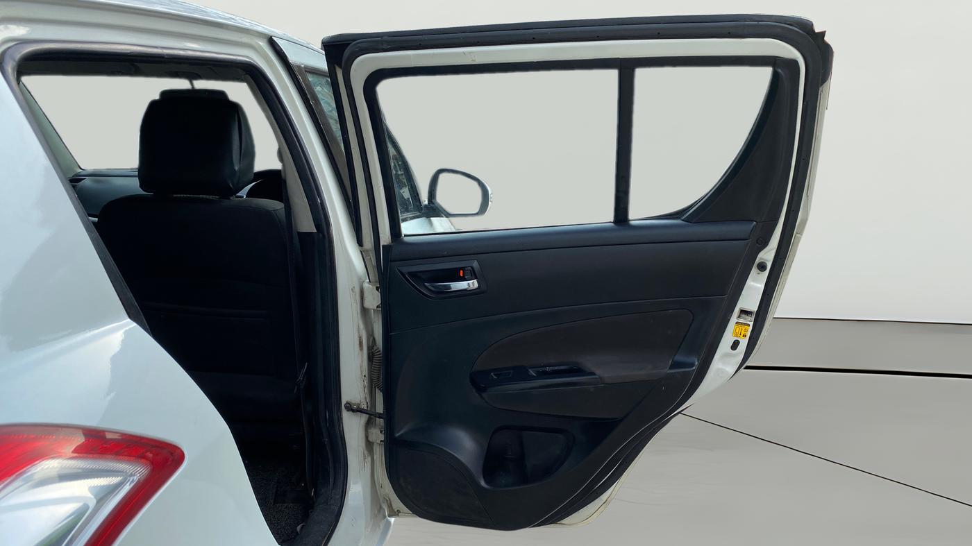 2014 Maruti Swift VXI, Petrol, Manual, 95,939 km, RHS Rear Door