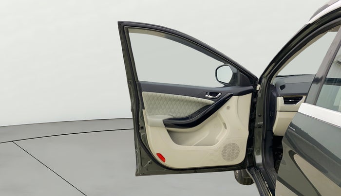 2020 Tata NEXON XZA PLUS (O) PETROL DUAL TONE, Petrol, Automatic, 60,456 km, LHS Front Door