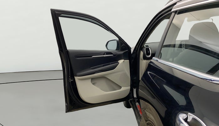 2021 KIA SONET HTX 1.0 IMT, Petrol, Manual, 1,04,326 km, LHS Front Door