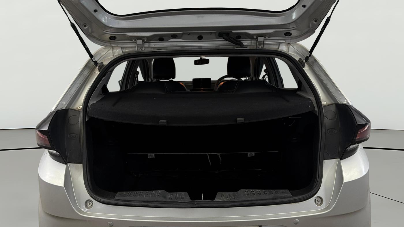 2020 Tata ALTROZ XM PETROL, Petrol, Manual, 52,569 km, Boot Open Zoomed View