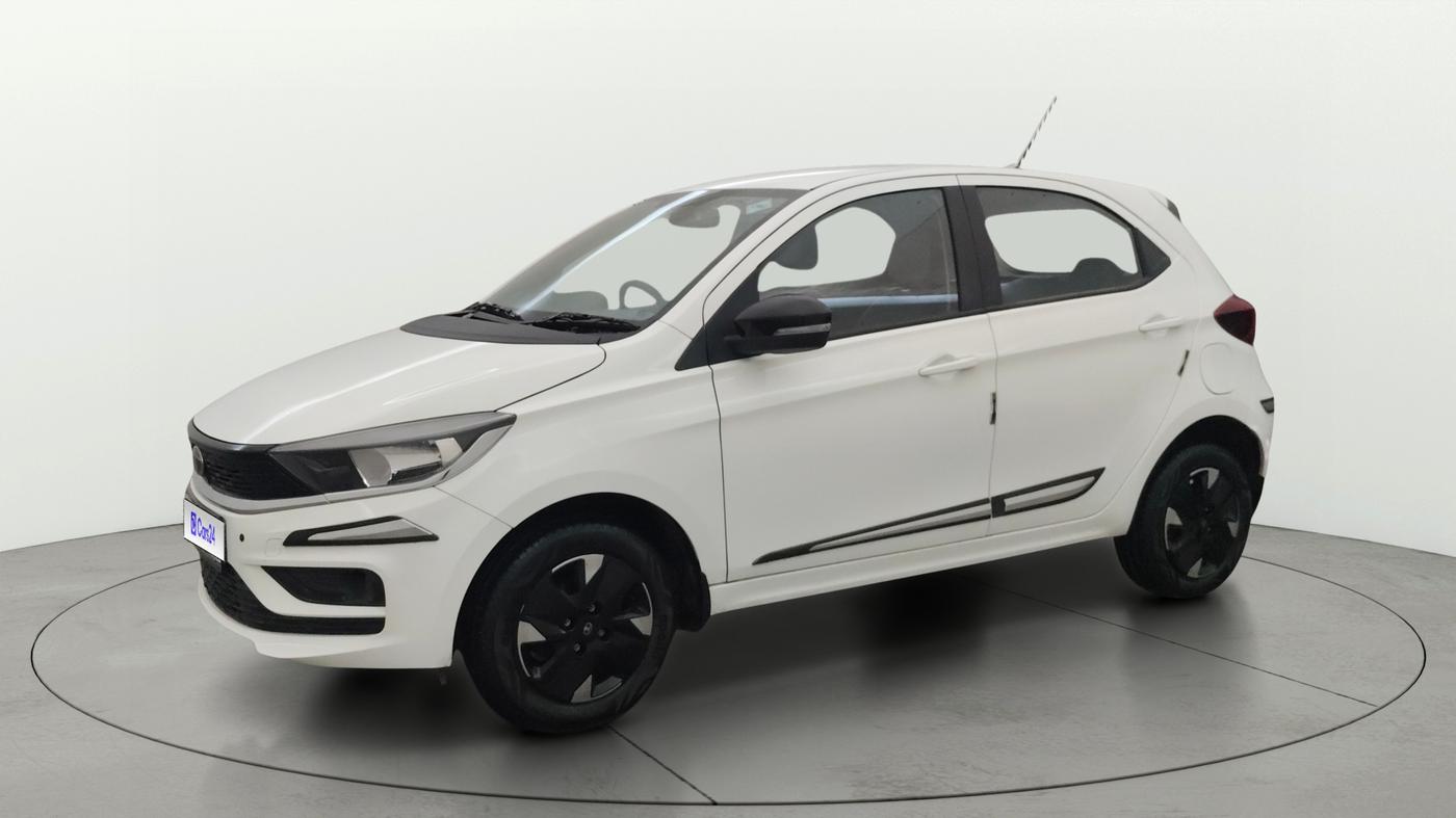 2025 Tata Tiago XTA CNG , CNG, Automatic, 3,158 km, Left Front Diagonal
