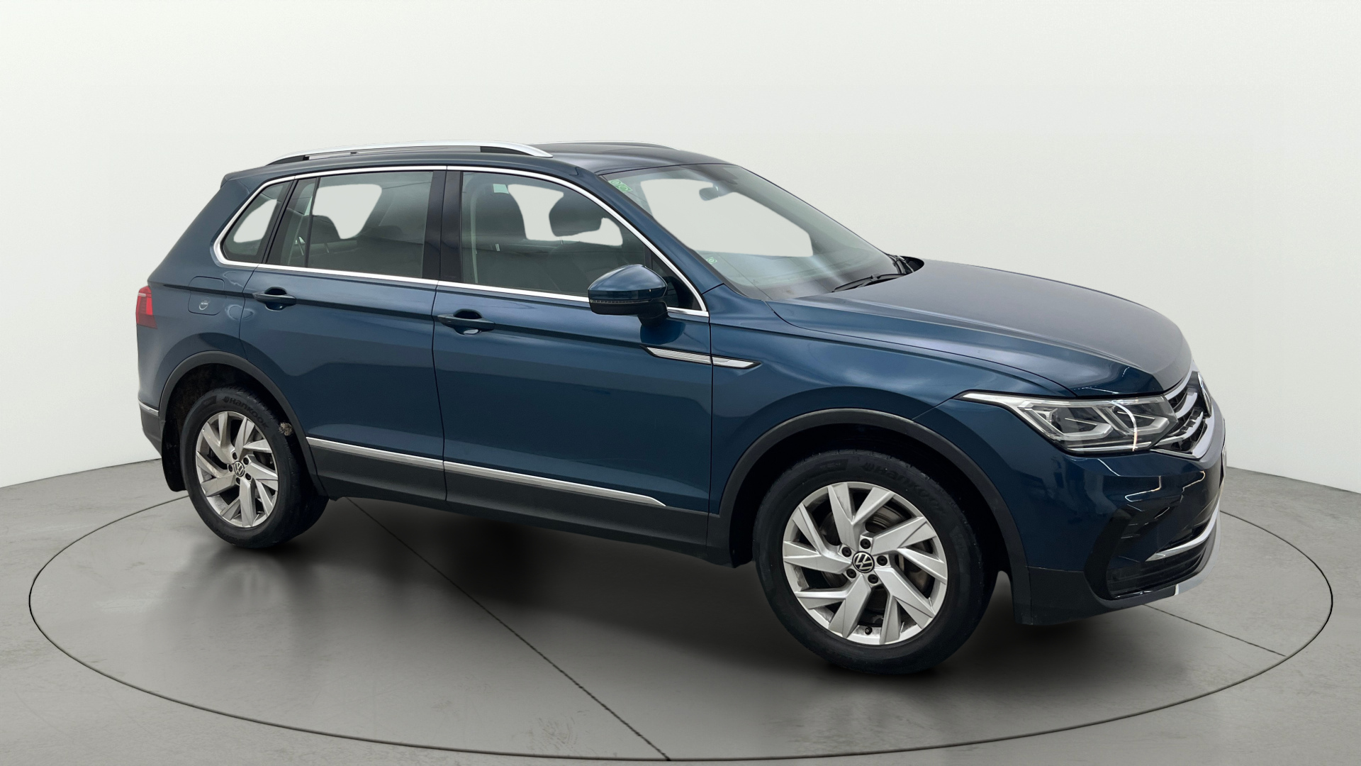 2022 Volkswagen Tiguan 2021-2025 ELEGANCE 2.0 TSI DSG 2022 Volkswagen Tiguan 2021-2025 ELEGANCE 2.0 TSI DSG