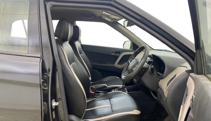 2015 Hyundai Creta SX PLUS AT 1.6 DIESEL, Diesel, Automatic, 1,28,098 km, Right Side Front Door Cabin