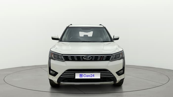 2020 Mahindra XUV300 W8 (O) 1.2 PETROL, Petrol, Manual, 1,08,744 km, Front