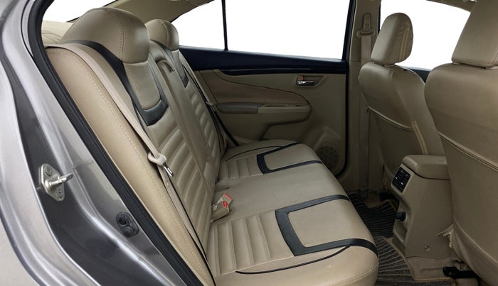 2017 Maruti Ciaz DELTA 1.4 AT PETROL, Petrol, Automatic, 61,821 km, Right Side Rear Door Cabin