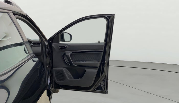 2023 Renault Kiger RXZ TURBO CVT, Petrol, Automatic, 48,965 km, RHS Front Door