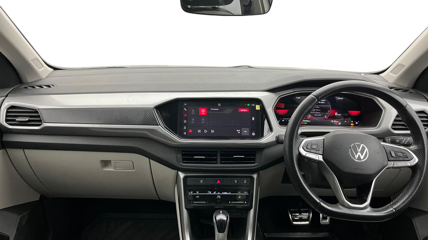 2024 Volkswagen TAIGUN GT PLUS 1.5 TSI DSG, Petrol, Automatic, 19,198 km, Dashboard