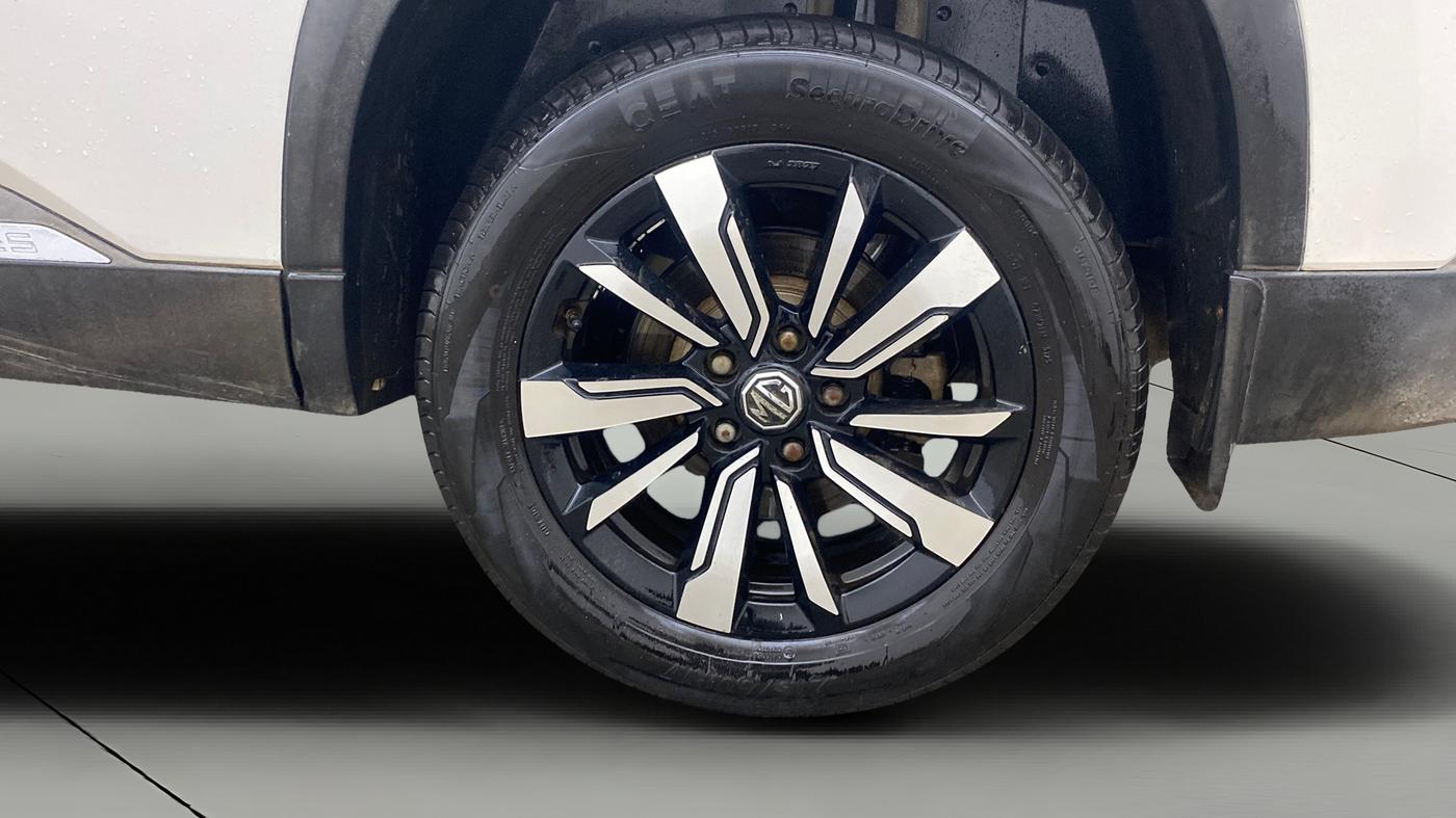 2019 MG HECTOR SHARP 2.0 DIESEL, Diesel, Manual, 1,18,426 km, Left Rear Wheel