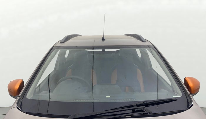 2017 Renault Kwid CLIMBER 1.0 AMT, Petrol, Automatic, 62,208 km, Front Windshield