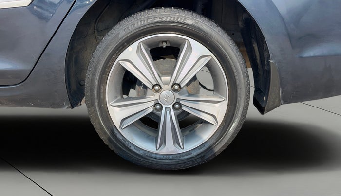 2019 Hyundai Verna 1.6 VTVT SX, Petrol, Manual, 76,303 km, Left Rear Wheel