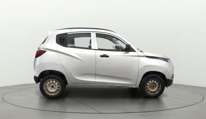 2016 Mahindra Kuv100 K2 6 STR, Petrol, Manual, 52,274 km, Right Side View