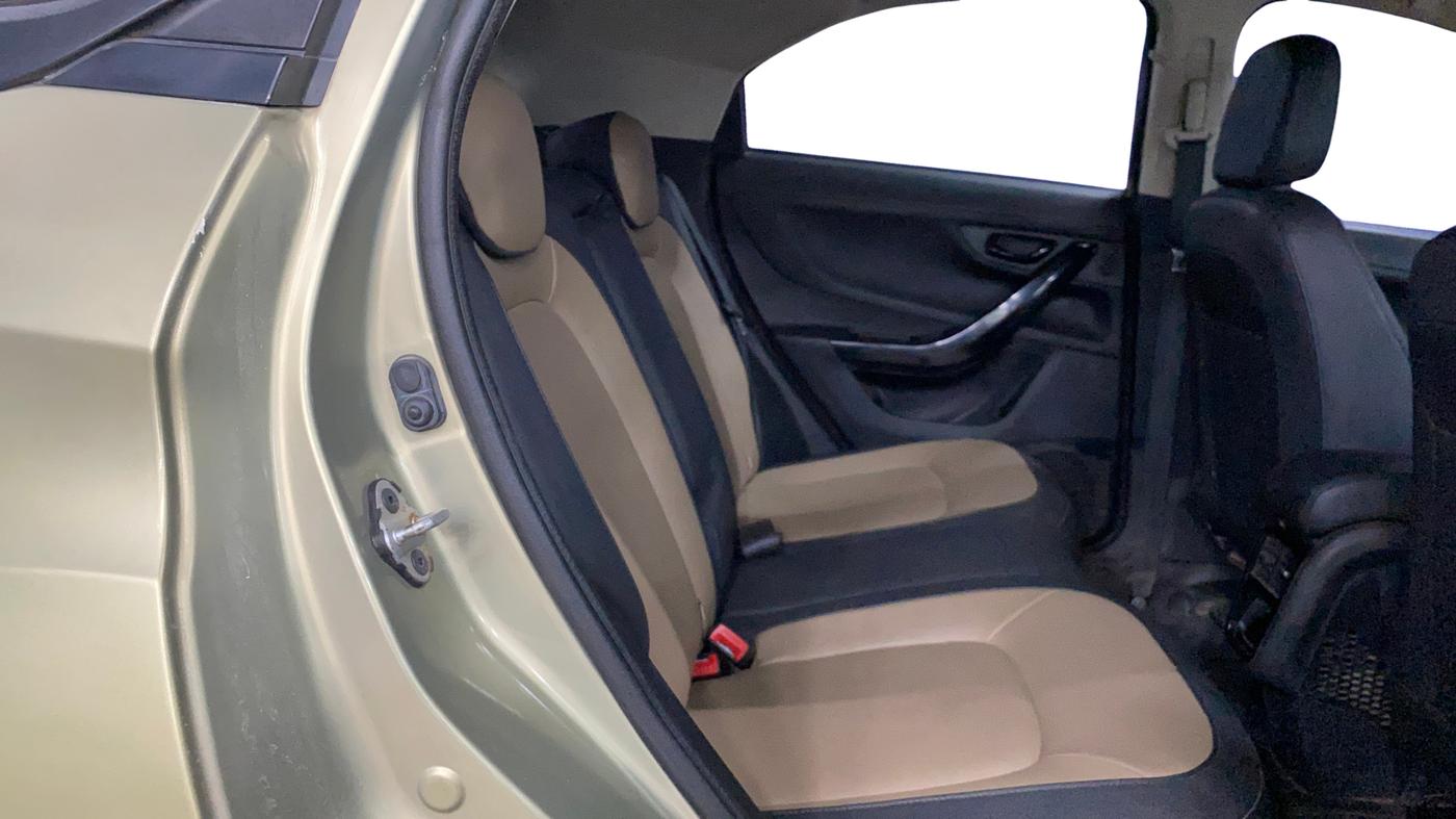 2022 Tata NEXON XZ PLUS PETROL KAZIRANGA, Petrol, Manual, 63,991 km, Right Side Rear Door Cabin