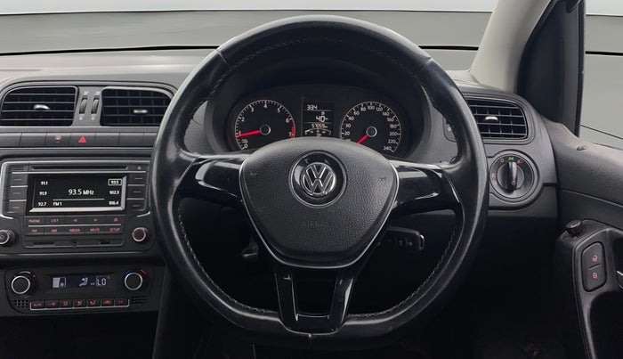 2016 Volkswagen Vento COMFORTLINE 1.6, Petrol, Manual, 57,055 km, Steering Wheel Close Up