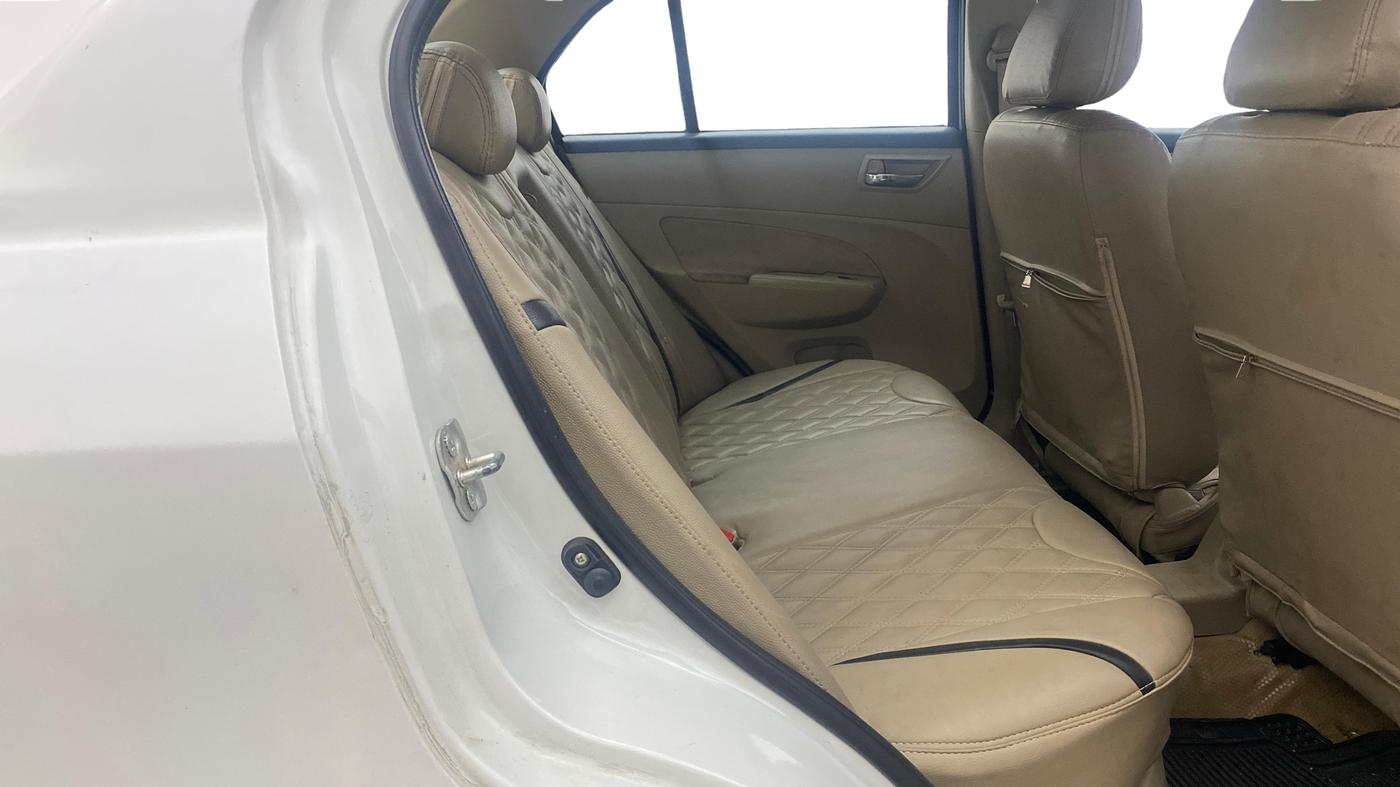 2016 Maruti Swift Dzire VXI (O), Petrol, Manual, 80,922 km, Right Side Rear Door Cabin