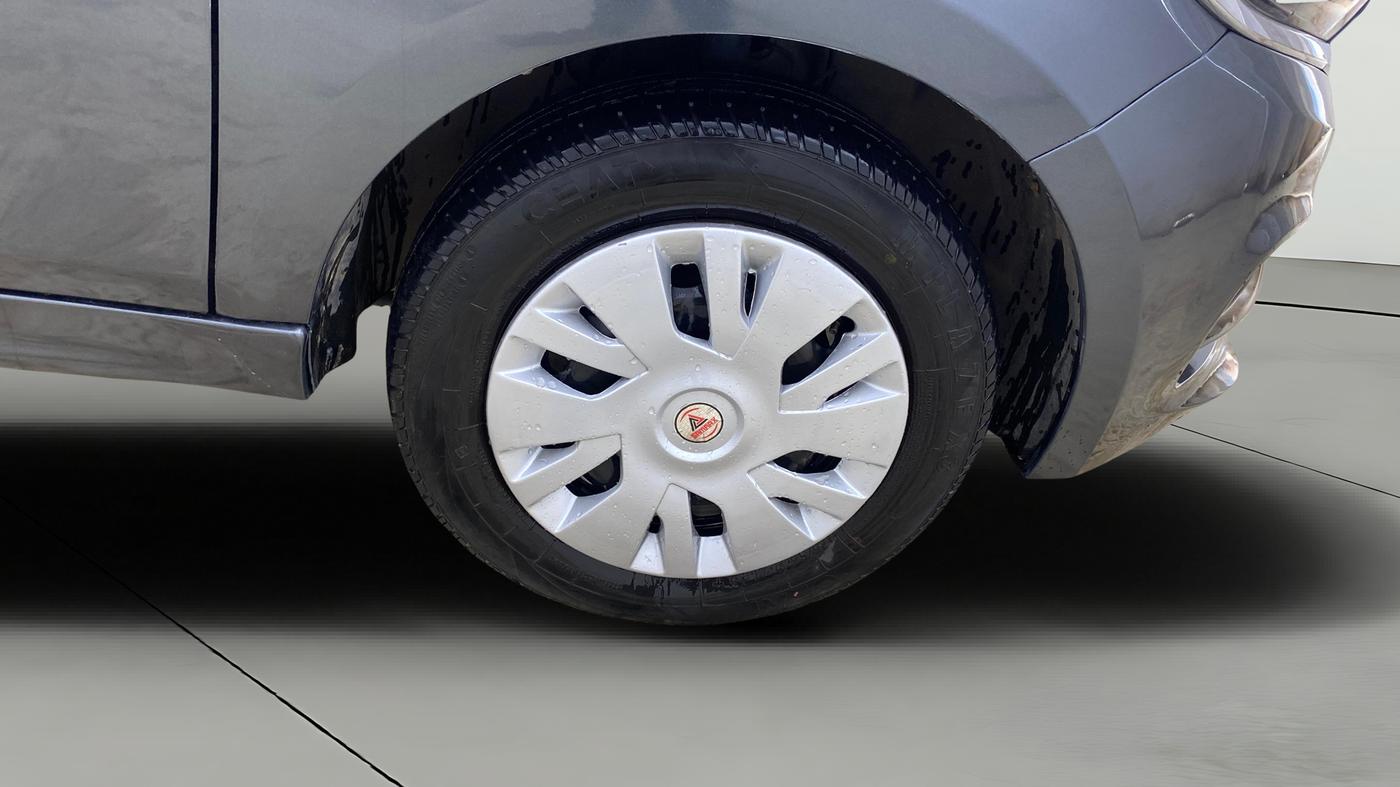 2020 Tata Tiago XT PETROL, Petrol, Manual, 76,623 km, Right Front Wheel