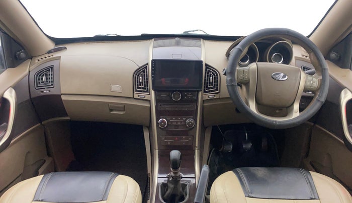 2013 Mahindra XUV500 W8, Diesel, Manual, 97,655 km, Dashboard