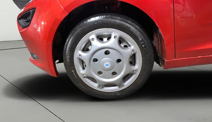 2023 Tata ALTROZ XM PLUS PETROL, Petrol, Manual, 83,213 km, Left Front Wheel