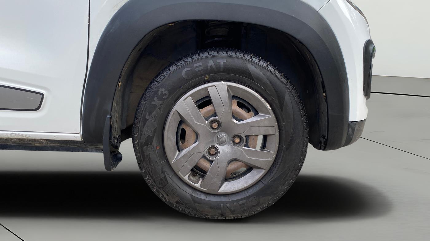 2018 Renault Kwid RXT 1.0 AMT (O), CNG, Automatic, 83,245 km, Right Front Wheel