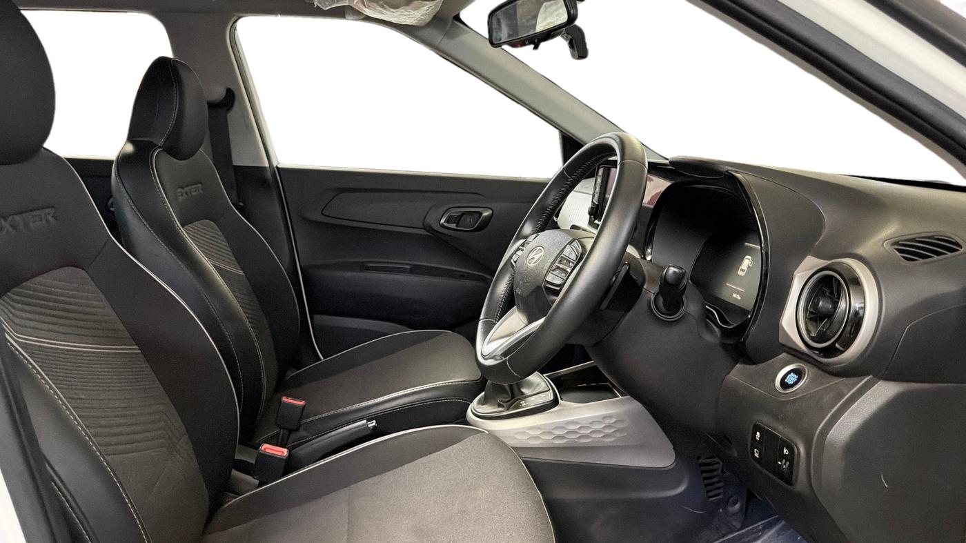 2025 Hyundai EXTER SX(O) CONNECT 1.2 AMT, Petrol, Automatic, 14,053 km, Right Side Front Door Cabin