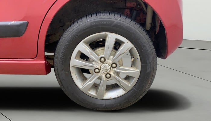 2014 Maruti Wagon R Stingray VXI, Petrol, Manual, 99,934 km, Left Rear Wheel
