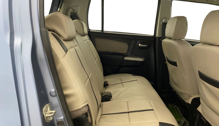 2016 Maruti Wagon R 1.0 VXI, Petrol, Manual, 71,487 km, Right Side Rear Door Cabin