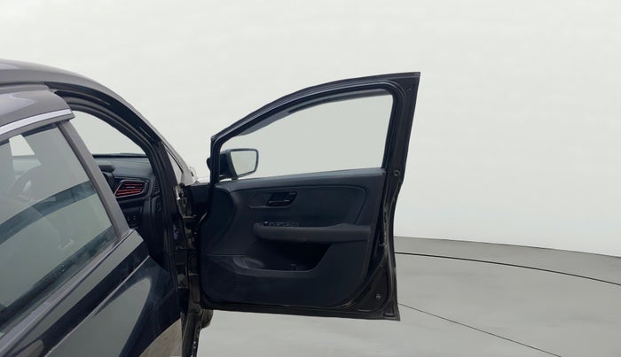 2024 Tata ALTROZ XZ Plus (S) Dark Edition, Petrol, Manual, 14,856 km, RHS Front Door