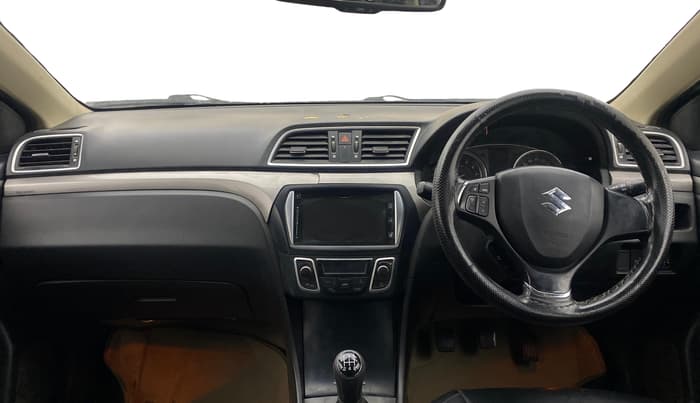 2015 Maruti Ciaz ZXI, Petrol, Manual, 1,05,449 km, Dashboard