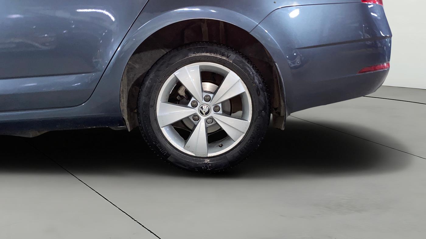 2019 Skoda Octavia 2.0 TDI CR STYLE AT, Diesel, Automatic, 47,250 km, Left Rear Wheel