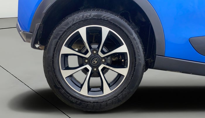 2020 Tata NEXON XZA PLUS (O) DIESEL, Diesel, Automatic, 75,437 km, Right Rear Wheel