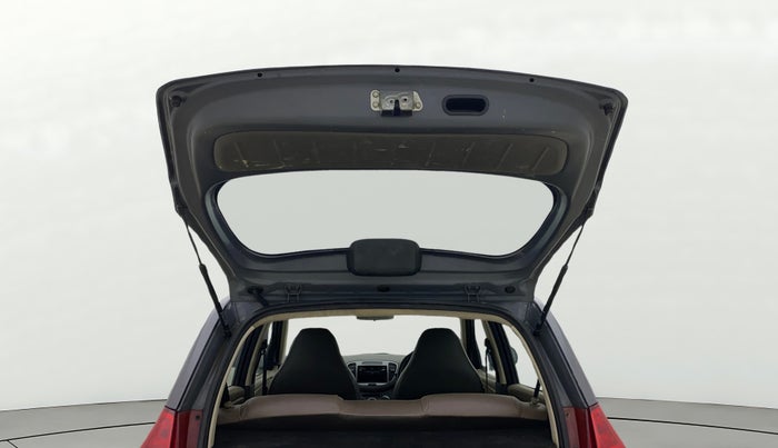 2016 Hyundai i10 MAGNA 1.1, Petrol, Manual, 83,170 km, Boot Door Open