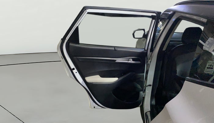 2022 KIA SELTOS HTK PLUS 1.5 IMT, Petrol, Manual, 32,615 km, LHS Rear Door