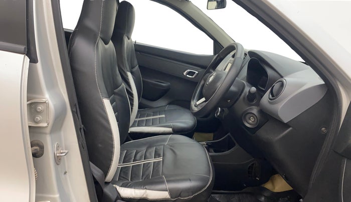 2018 Renault Kwid RXT 1.0 AMT, Petrol, Automatic, 32,954 km, Right Side Front Door Cabin