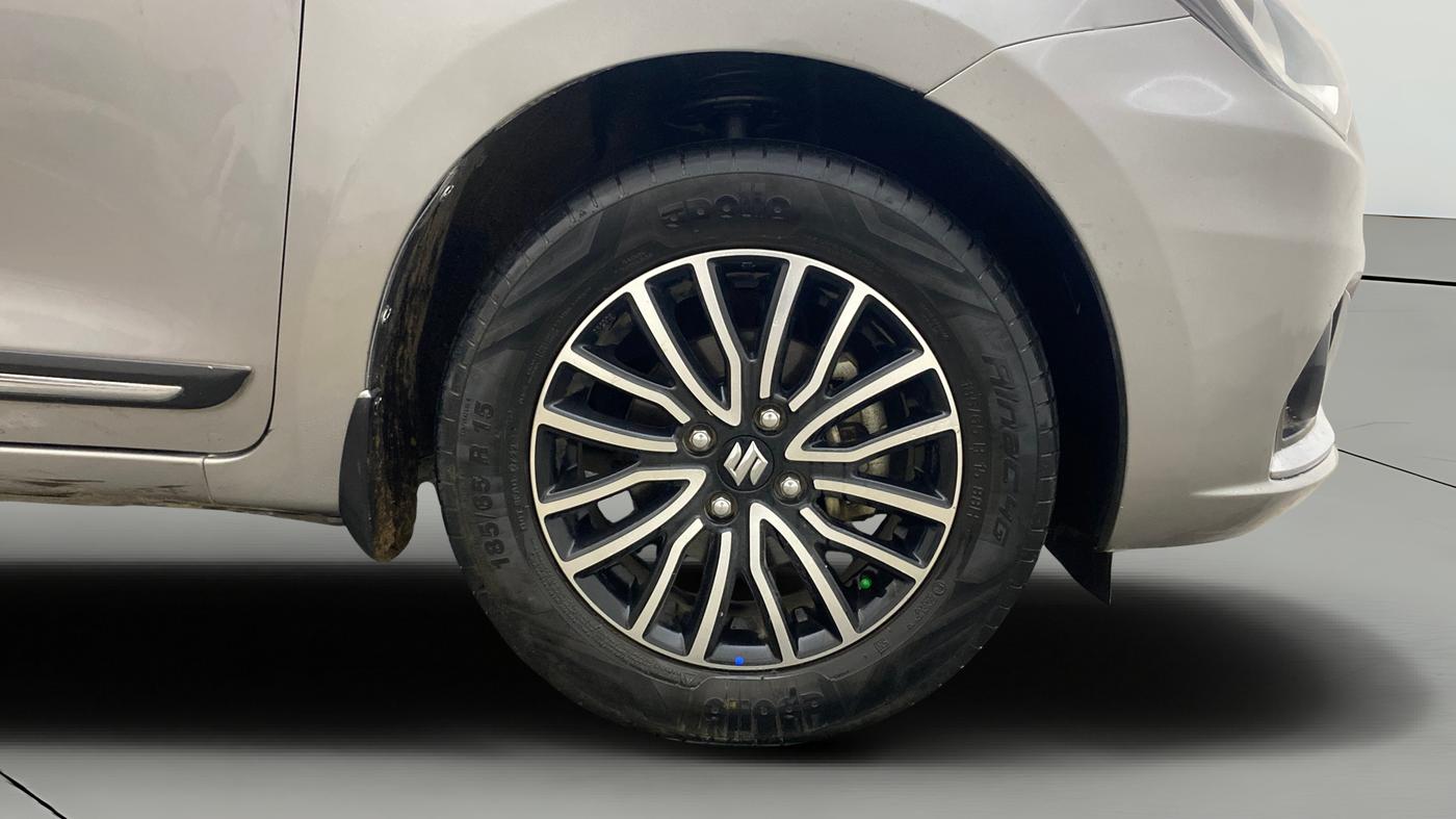 2022 Maruti Dzire ZXI Plus AMT, Petrol, Automatic, 52,232 km, Right Front Wheel