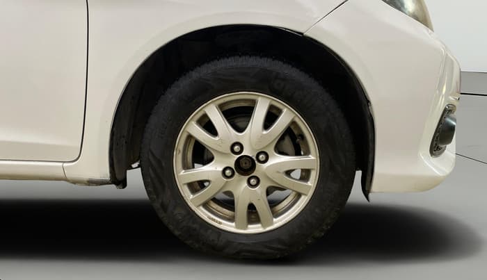 2016 Honda Brio VX AT, Petrol, Automatic, 52,986 km, Right Front Wheel