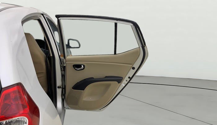 2013 Hyundai i10 SPORTZ 1.1, CNG, Manual, 60,028 km, RHS Rear Door