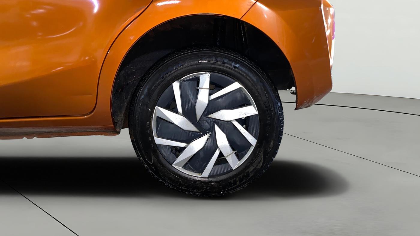 2019 Datsun Go T, Petrol, Manual, 19,696 km, Left Rear Wheel