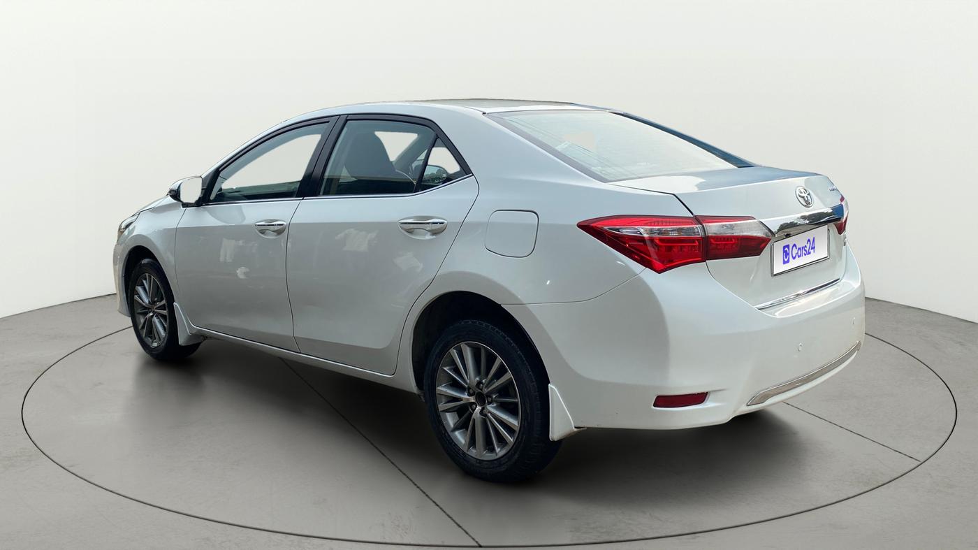 2014 Toyota Corolla Altis GL DIESEL, Diesel, Manual, 1,49,172 km, Left Back Diagonal