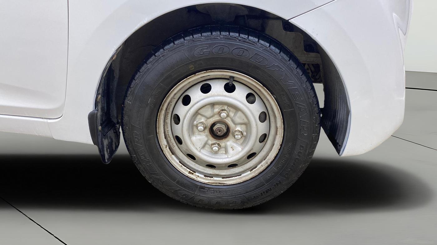 2013 Hyundai Eon ERA +, Petrol, Manual, 60,156 km, Right Front Wheel