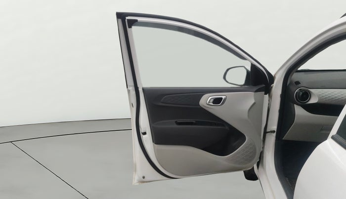 2024 Hyundai GRAND I10 NIOS SPORTZ AMT 1.2 KAPPA VTVT, Petrol, Automatic, 42,465 km, LHS Front Door