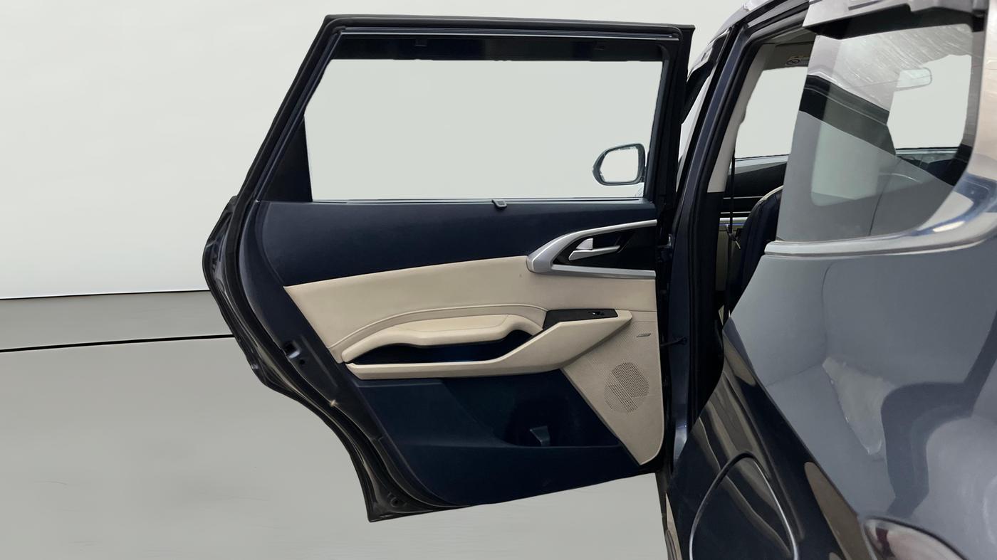 2022 KIA CARENS LUXURY PLUS 1.5 DIESEL AT 7 STR, Diesel, Automatic, 77,510 km, LHS Rear Door