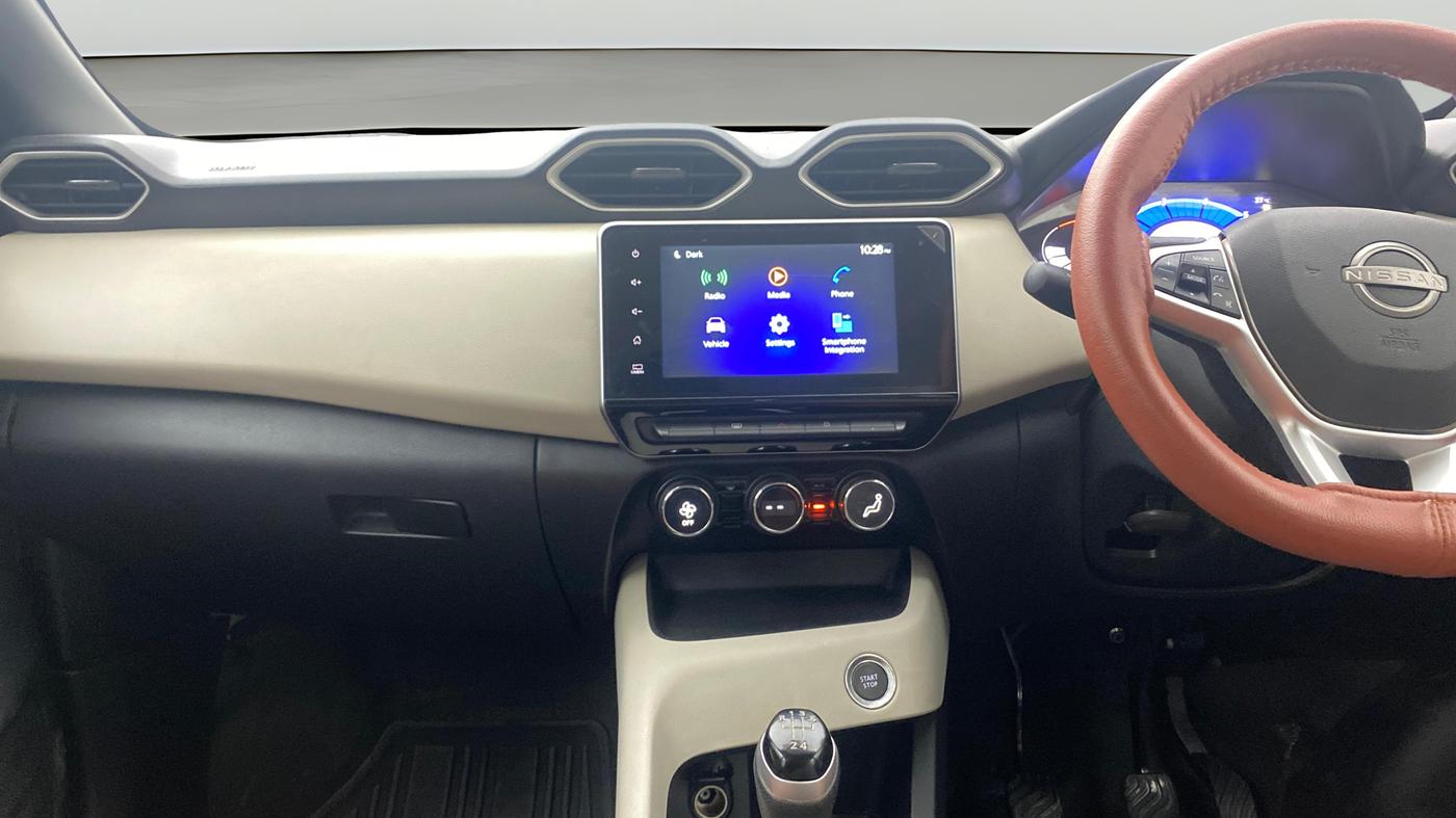 2021 Nissan MAGNITE XV MT, Petrol, Manual, 31,678 km, Air Conditioner