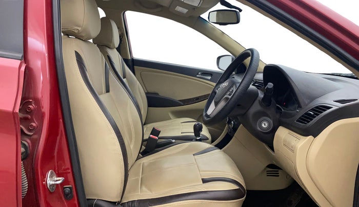 2016 Hyundai Verna 1.6 VTVT SX, Petrol, Manual, 31,268 km, Right Side Front Door Cabin