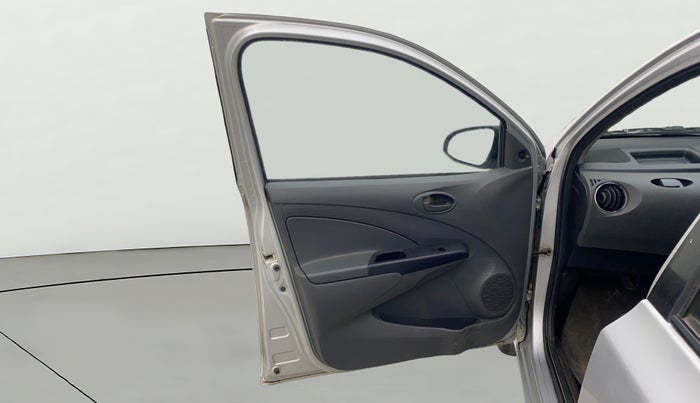 2013 Toyota Etios Liva GD, Diesel, Manual, 73,545 km, LHS Front Door