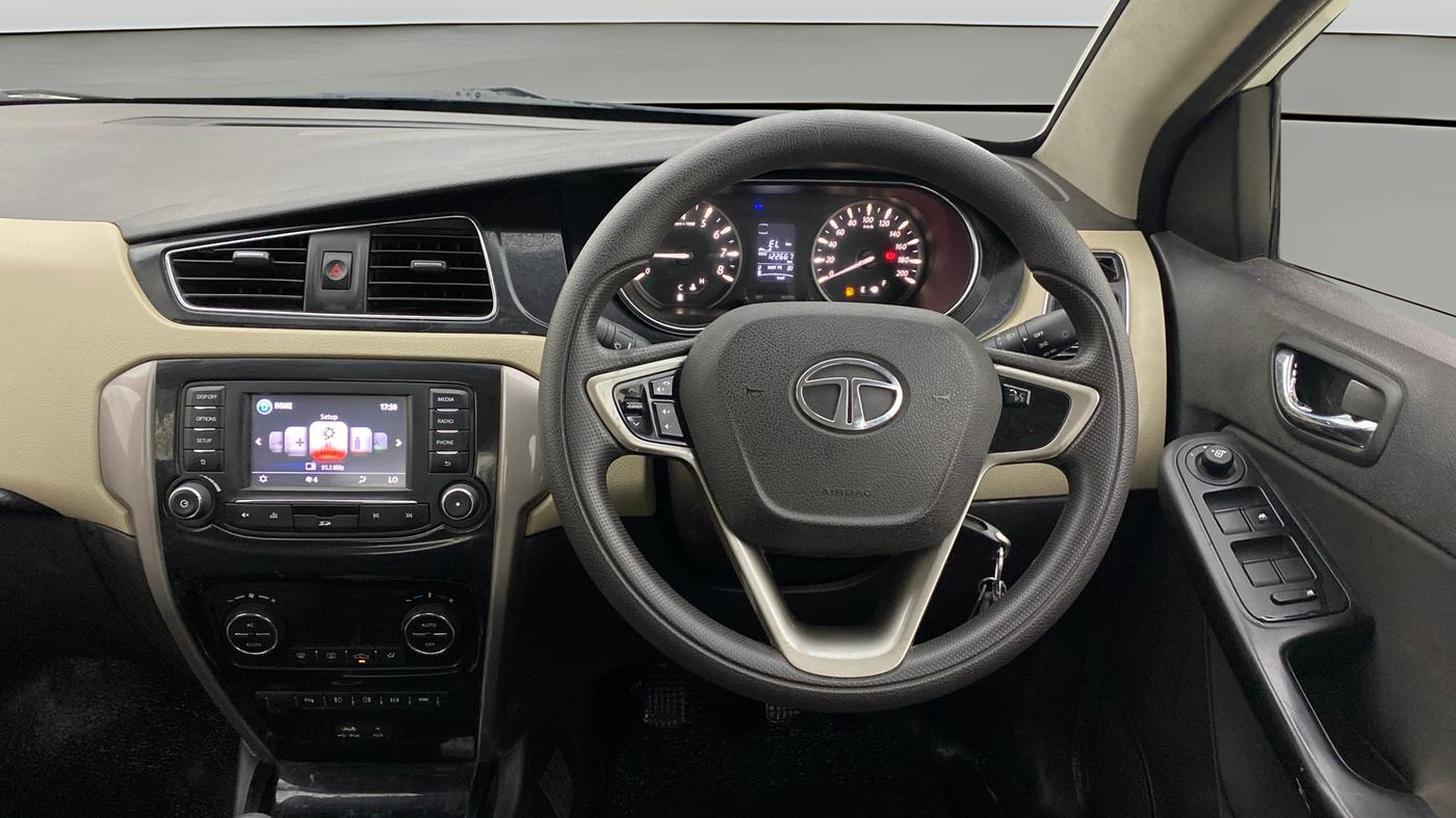 2016 Tata Zest XT PETROL, Petrol, Manual, 1,22,654 km, Steering Wheel Close Up