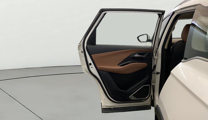 2023 MG HECTOR PLUS Sharp Pro 1.5 Turbo Petrol CVT 6 STR, Petrol, Automatic, 46,361 km, LHS Rear Door