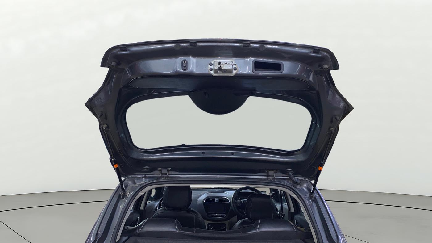 2023 Tata Tiago XZ PLUS PETROL, Petrol, Manual, 31,518 km, Boot Door Open